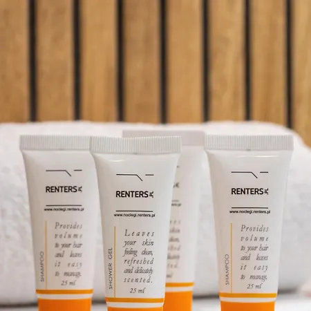 Pink & Blue Cozy In By Renters Apartment