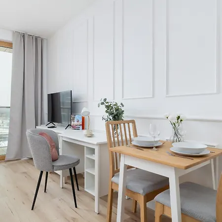 Pink & Blue Cozy In By Renters Apartman